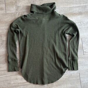 The Group Babaton Green Waffle Knit Long Sleeve Turtleneck Size XS